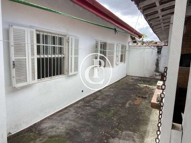 #1895 - Casa para Venda em São José dos Campos - SP