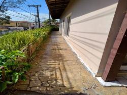 #1031 - Casa para Venda em Jacareí - SP