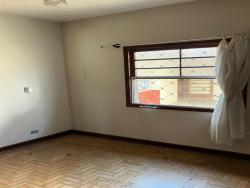 #1089 - Casa para Venda em São José dos Campos - SP