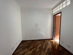 Casa para Venda em São José dos Campos - 3