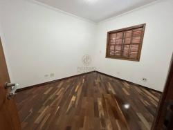Casa para Venda em São José dos Campos - 4