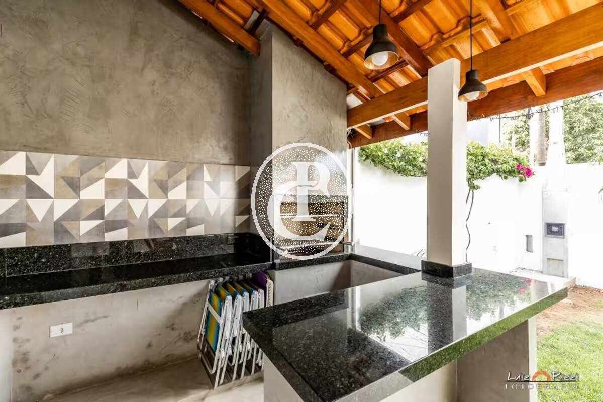 Casa, 5 quartos, 203 m² - Foto 3