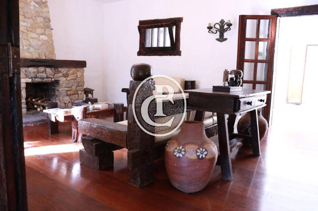 Sítio, 4 quartos, 250 m² - Foto 2