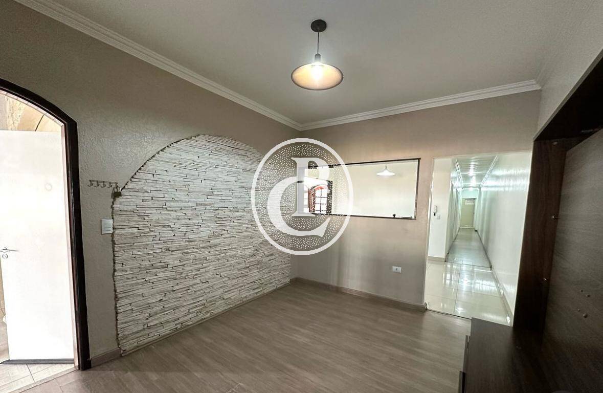 Casa, 4 quartos, 160 m² - Foto 1
