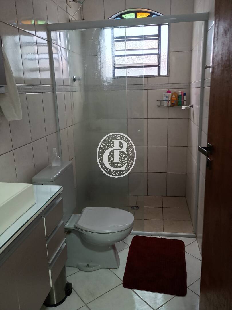 Casa, 3 quartos, 240 m² - Foto 6
