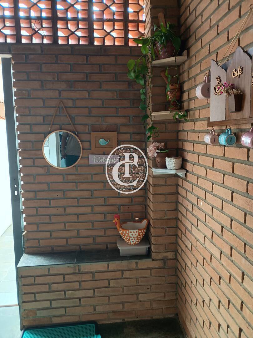 Casa, 3 quartos, 240 m² - Foto 3
