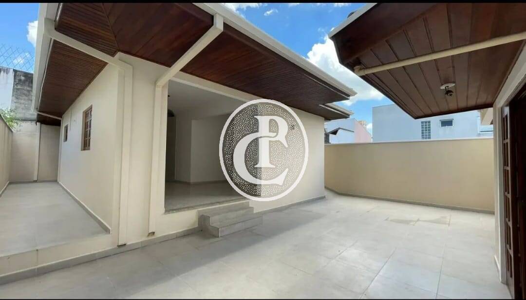 Casa, 3 quartos, 250 m² - Foto 5